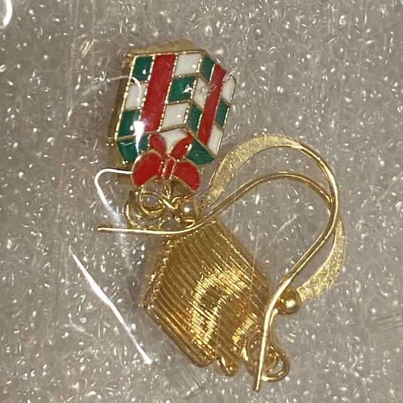 Christmas Dangle pierced earring lot - Picture 6 of 9